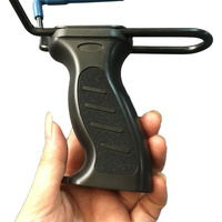 Lanceur de fronde pour sports de chasse et de tir en plein air avec poignée de magazine et attache de poignet en acier pour les passionnés de sport