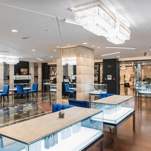 Estante de exhibición de perfume ajustable con luz LED para tienda de cosméticos minorista de servicio pesado respetuoso con el medio ambiente personalizado con vitrina de maquillaje - Product Image 1