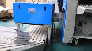 <span class=keywords><strong>Machine</strong></span> <span class=keywords><strong>à</strong></span> plier <span class=keywords><strong>automatique</strong></span> les draps de lit pour équipement de blanchisserie d'hôtel avec machines <span class=keywords><strong>à</strong></span> <span class=keywords><strong>repasser</strong></span> les draps empilables - Product Image 3