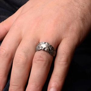 Anelli Regolabili con Mezzo Volto di Venere in Stile Gotico Punk Placcati <span class=keywords><strong>Argento</strong></span> <span class=keywords><strong>e</strong></span> <span class=keywords><strong>Oro</strong></span> per Donne <span class=keywords><strong>e</strong></span> Uomini - Product Image 5