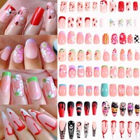 96 faux ongles d'Halloween à presser, motif toile d'araignée fantôme, ongles artificiels portables pour application sur les doigts