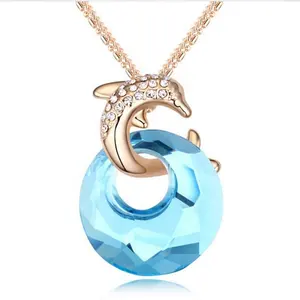 Beakwind Fashion Jewelry Non Tarnish 18k Gold Plated Animal Dolphin Crystal Circle Pendant Necklace For Women