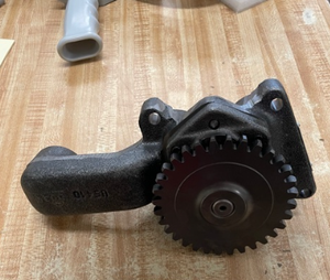 D3B 910 Piezas de maquinaria de construcción Bomba de engranajes hidráulica Bomba de accionamiento 9P2653 - Product Image 2