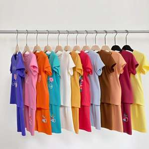 Ensembles de vêtements pour enfants en coton mélangé, impression de dessins animés, adorables, fabriqués en usine, pas chers, unisexes, 99999 pièces - Product Image 1