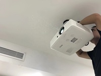 Proyector Digital SMX de Gran Formato 3LCD WUXGA de 6000 Lúmenes con HDMI para Proyección de Simulación en Interiores