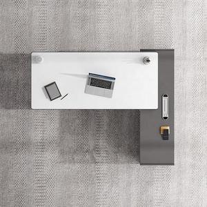 เฟอร์นิเจอร์สำนักงานบ้านที่ทันสมัยออกแบบใหม่รูปตัว L โต๊ะผู้จัดการผู้บริหารสีขาวกับฮัทช์ - Product Image 3