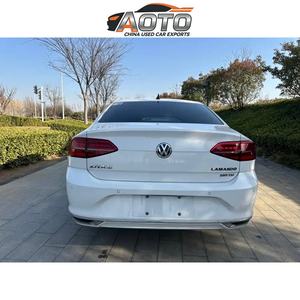 Volkswagen Lamando berline d'<span class=keywords><strong>occasion</strong></span> - Voiture d'<span class=keywords><strong>occasion</strong></span> avec un <span class=keywords><strong>espace</strong></span> intérieur confortable - Product Image 5