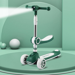 Patinete Dream Kids para niños de 3+ años, altura ajustable, con asiento para niños y niñas, diseño moderno, accionado con empuje. - Product Image 1