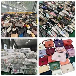 Fardos de Ropa Usada de Marca F3, Sudaderas, Ropa Deportiva para Hombre y Mujer, Colores Variados, Precio Económico, Suministro al por Mayor, Ropa de <span class=keywords><strong>Segunda</strong></span> <span class=keywords><strong>Mano</strong></span> - Product Image 3