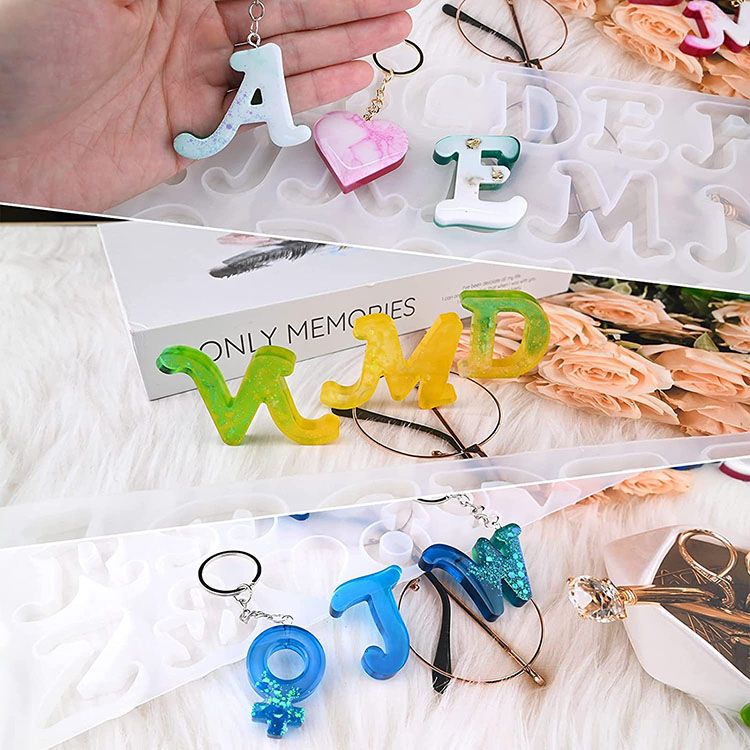Kit Portachiavi In Resina UV 100 Pezzi – 40 Stampi In Metallo, 15 Disegni (Animali, Fiori E Forme Base), Portachiavi E Anelli – Ideale Per Creare Gioielli Personalizzati