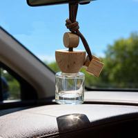 Flacon de parfum vide 8 ml très vendu, à suspendre dans une voiture, diffuseur de parfum en bois avec logo de voiture, pendentif désodorisant pour voiture
