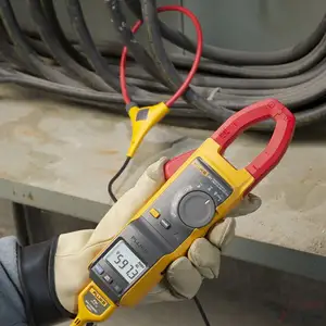 One year warranty Proprietary inrush measurement technology Fluke 381 without interference remote power calmp meter