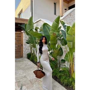 Robe longue ou mi-longue en tweed style floral crocheté Stone Electra Sweet Style, tailles XS-XXL, idéale pour les vacances de printemps, d'automne et d'hiver (ODM) - Product Image 1