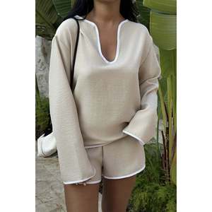 Conjunto de Shorts Color Crema para Mujer - Product Image 6