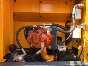 Excavatrice hydraulique Hyundai 2024, marque originale importée du Japon, 22 tonnes, 225 d'occasion avec moteur et pompe hydrauliques - Product Image 5