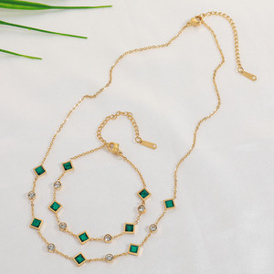 Fashion Stainless Steel square <strong>Geometric</strong> Beaded <strong>Japanese</strong> and Korean Style Titanium Steel Necklace - Product Image 2