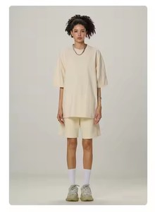 เสื้อยืดคอตตอนแท้ 100% ทรงหลวม หนานุ่ม ไม่เป็นขุย แบบเรียบ  ขายดี  รับสกรีนโลโก้ตามสั่ง น้ำหนัก 350 กรัม  ไซส์ใหญ่พิเศษ  สำหรับทุกเพศ - Product Image 4