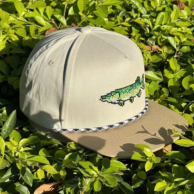 Stylish Retro Snapback Hat Vintage Inspired Flat Brim Baseball Cap Comfortable One Size Fits All Adjustable Snap Back Cap