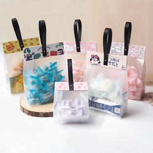 Sac fourre-tout transparent mignon, sac cadeau, boîte cadeau d'anniversaire en plastique PVC, sensation haut de gamme, sac cadeau d'accompagnement - Product Image 1