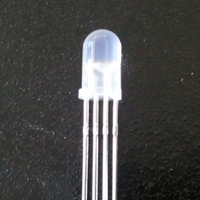 Meilleur prix puces TW cathode d'anode commune lentille diffuse blanche 4 broches tri couleur 5mm lampe à LED RVB pour lumières