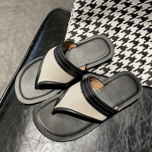 Outdoor Beach Men flip flops Slippers Leather Flat <b>Shoes</b> Anti-slip Designer Women Casual <b>shoes</b> Flat Sandals walking style <b>Shoes</b> - Product Image 5