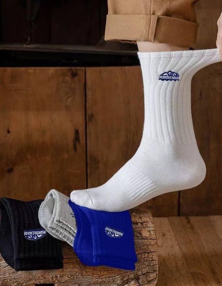 High Quality Personalized Customized Design Cotton Men Women Crew Socks Happy Fun Socks Manufacturer Custom logo Sports Socks