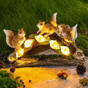 आउटडोर सौर तीन राल गिलहरी प्रतिमा निविड़ अंधकार प्यारा जानवर मूर्तियों के साथ उद्यान के लिए प्रकाश की सजावट बच्चों Housewarming