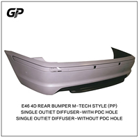 Pare-chocs arrière en plastique PP style M-Tech pour BMW E46 berline 4 portes avec diffuseur à sortie simple, trou PDC en option