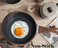 Peralatan Masak Dapur Modern 12-Piece Set Berbahan Aluminium Alloy Ramah Lingkungan dengan Alas Multi-Layer, Tutup Kaca, Warna Putih Hitam, Termasuk Wajan dan Panci