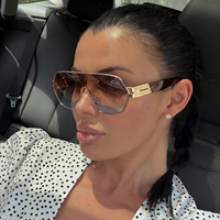 Lunettes de soleil Y2K enveloppantes pour femmes, de marque de luxe, style punk, pour hommes, monture creuse unique, verres dégradés, tendance