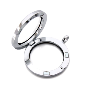 Bán Sỉ Thời Trang Ốc Vít Xoắn Trơn Bằng Hợp Kim 30Mm Mặt Dây Chuyền Nổi Ký Ức Bằng Thủy Tinh Cho Mặt Dây Chuyền Hạt Charm Ngọc Trai - Product Image 3