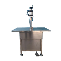 Machine de remplissage pneumatique semi-automatique pour mousse de polyuréthane monocomposant pour l'alimentation et les boissons, neuve