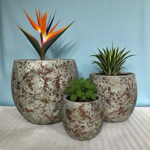 Grand pot de fleurs d'intérieur en fibre de ciment émaillé style vintage, écologique et durable, 10x10x10cm, pour jardin, maison et bureau - Product Image 3