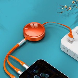 Vente en gros de haute qualité <span class=keywords><strong>3</strong></span> en <span class=keywords><strong>1</strong></span> Ligne de données de charge rétractable Logo personnalisé Cadeau d'affaires Ensemble de chargeur rapide de luxe Cadeaux promotionnels - Product Image 4