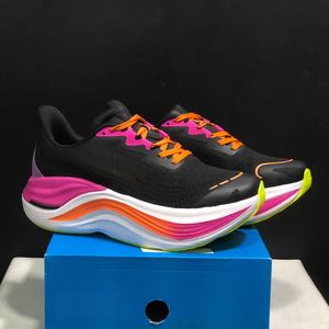 Zapatillas de Baloncesto con Malla Transpirable y Cordones, Diseño de Alta Gama para Hombre y Mujer, Estilo Plataforma Cómodo y a la Moda, Siempre en Tendencia - Product Image 4