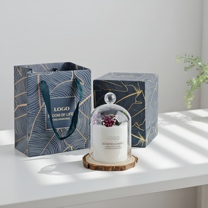 Hot Selling Flower Aromatherapy Vanilla Dried Flower Soy Wax Scented <b>Candle</b> With Glass Jar Gift Box - Product Image 3