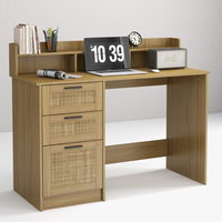 Bureau d'écriture moderne naturel de 47 pouces avec tiroirs en rotin, support pour écran et armoire de rangement, bureau d'ordinateur pour la maison avec étagères