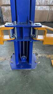 Pont élévateur 2 colonnes pour véhicules 5 tonnes, déverrouillage manuel d'un côté pour garage/atelier - Product Image 4