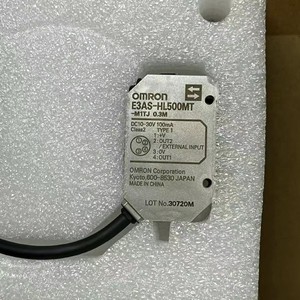 E3AS-HL500MT เซนเซอร์โฟโตอิเล็กทริก DC10-30V 0.3เมตรสวิตช์ความใกล้ชิดขั้วสกรู - Product Image 1