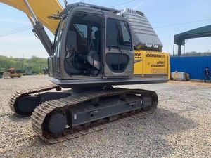 used <b>excavator</b> <b>machine</b> used <b>excavators</b> KOBELCO SK200 20 ton crawler <b>excavator</b> construction equipment - Product Image 3
