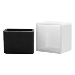 Funda de silicona para teléfono Fernandes Square, color negro y blanco, absorbente de golpes, resistente al agua, funda protectora para todas las estaciones, estilo minimalista - Product Image 1