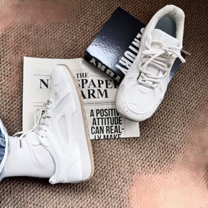 Nuevas Zapatillas Deportivas Azules y Blancas para Hombre, Estilo Urbano, para Correr, con Forro de Malla Suave, Estilo Cancha, a Bajo Precio - Product Image 5