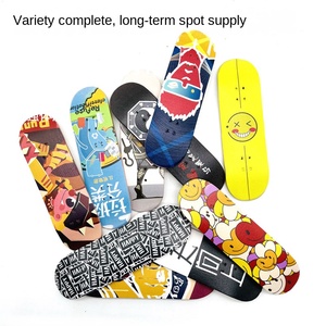 Vente en gros de mini-skateboards personnalisés, jouets de skate, mini-skateboards en bois, mini-skateboards <span class=keywords><strong>à</strong></span> doigts FSB - Product Image 3