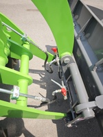 Livraison gratuite de Chine 4WD Nouveau Dumper électrique Mini chargeur électrique à piles Petit chargeur hydraulique sur pneus avant