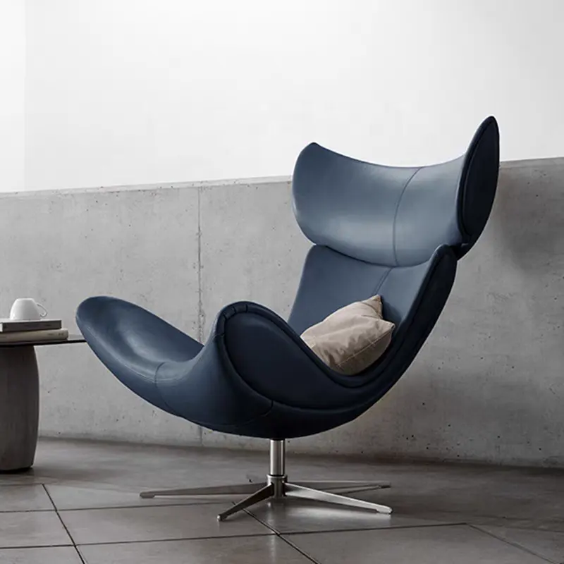 Moderne Goldmetall-Edelstahlrahmen drehbarer Lounge-Chair Pedal Freizeit-Café-Sessel neuestes Design Wohnzimmer Schlafzimmer Verwendung