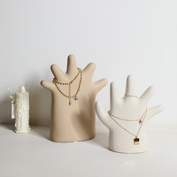 Statues en porcelaine en forme de doigt de main, design artistique simple, petites figurines décoratives pour l'aménagement intérieur des armoires, étagères et tables