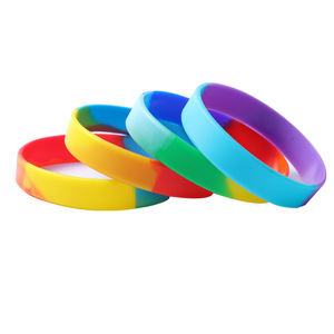 Custom Fashionable and Colourful Silicone Wristbands