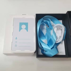 Kích thước mini 4G thẻ ID <span class=keywords><strong>GPS</strong></span> <span class=keywords><strong>Tracker</strong></span> cá nhân sinh viên SOS từ tín dụng thông minh - Product Image 3