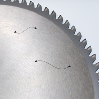 Lame de scie circulaire professionnelle 84T PCD soudée au laser pour la coupe du bois et du panneaux de particules, disque de coupe industriel pour le travail du bois
