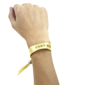 Bracelets en tissu RFID personnalisés de haute qualité avec logo de marque, ruban satiné imprimé pour événements, festivals et fêtes - Product Image 6